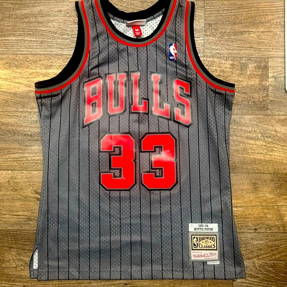 Scottie Pippen Jersey
